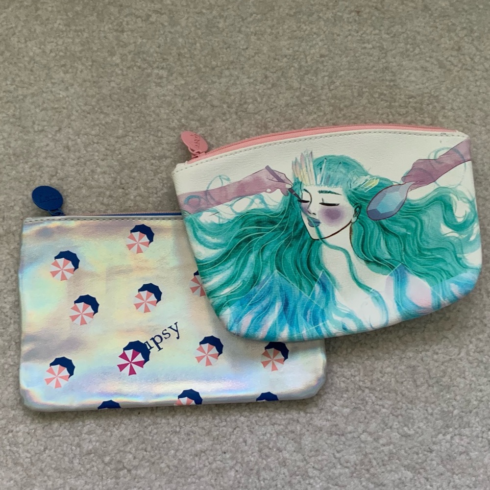 Makeup bag set